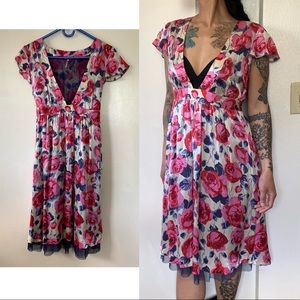 Free People 100% Silk Floral V neck Dress size 8